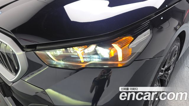 BMW 5-Series 2025 — photo 8