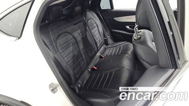 Mercedes-Benz GLC-Class 2018 — photo 17