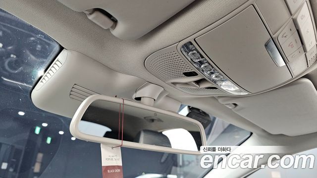 Mercedes-Benz GLC-Class 2018 — photo 25