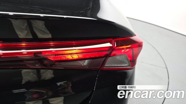 Kia K5 2023 — photo 9