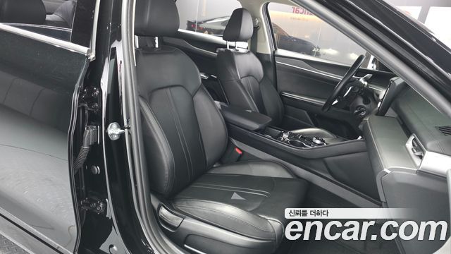 Kia K5 2023 — photo 16