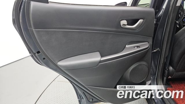 Hyundai Kona 2018 — photo 15