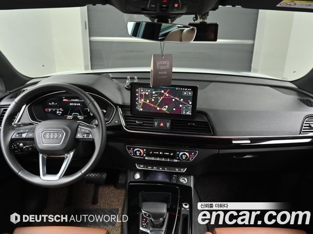 Audi Q5 2022 — photo 7