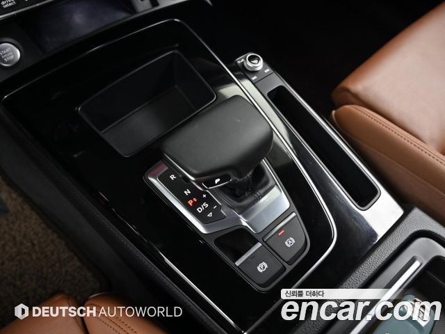 Audi Q5 2022 — photo 9