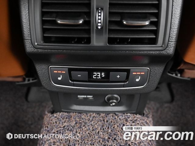 Audi Q5 2022 — photo 16
