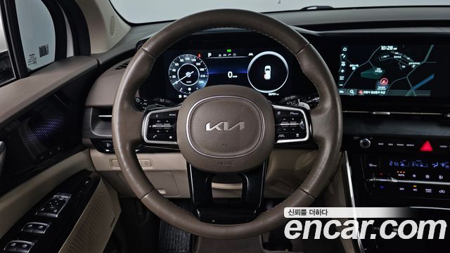 Kia Canival 2023 — photo 19
