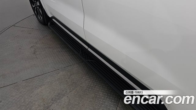 Kia Canival 2023 — photo 37