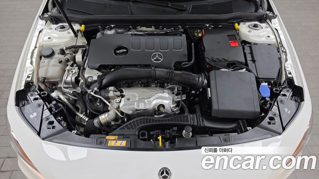 Mercedes-Benz A-Class 2022 — photo 6