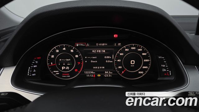 Audi Q7 2019 — photo 11
