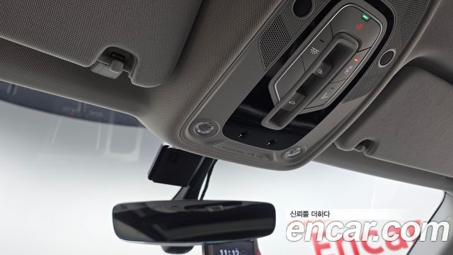 Audi Q7 2019 — photo 28