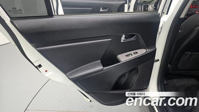 Kia Sportage 2014 — photo 15