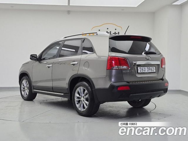 Kia Sorento 2012 — photo 3