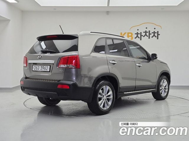 Kia Sorento 2012 — photo 4