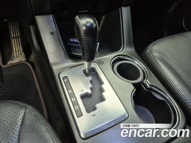Kia Sorento 2012 — photo 8