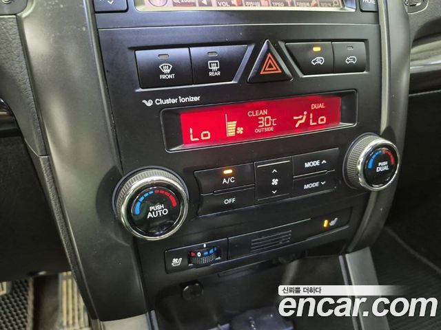 Kia Sorento 2012 — photo 10