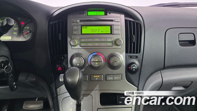 Hyundai Starex 2015 — photo 14