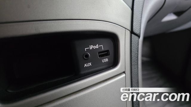 Hyundai Starex 2015 — photo 15