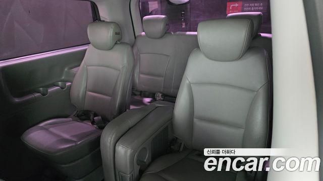 Hyundai Starex 2015 — photo 18