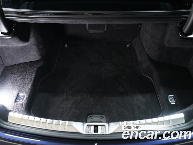 Bentley Flying Spur 2022 — photo 10