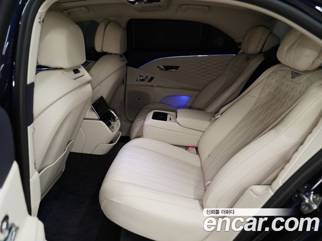 Bentley Flying Spur 2022 — photo 14