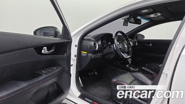 Kia K3 2019 — photo 13