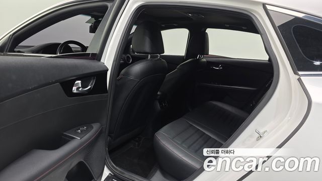 Kia K3 2019 — photo 22