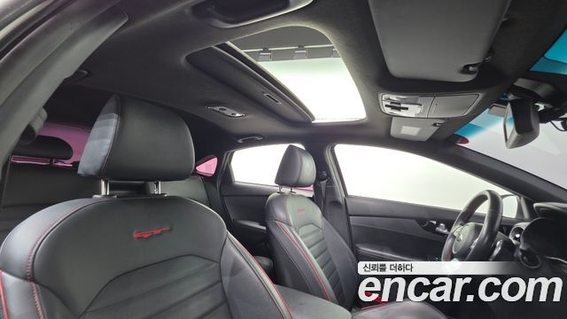 Kia K3 2019 — photo 26