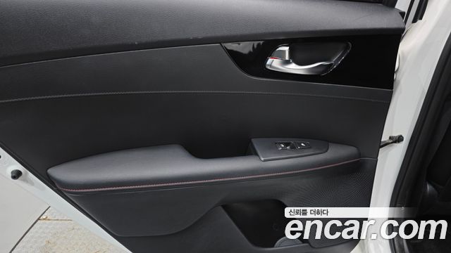 Kia K3 2019 — photo 15
