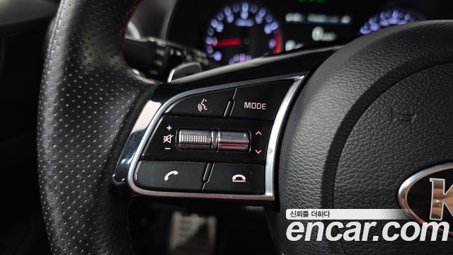 Kia K3 2019 — photo 33