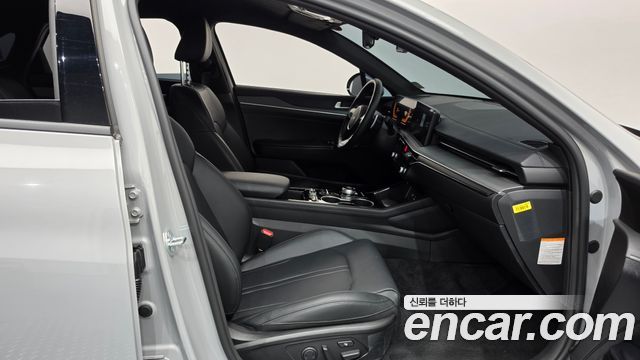Kia K5 2026 — photo 16