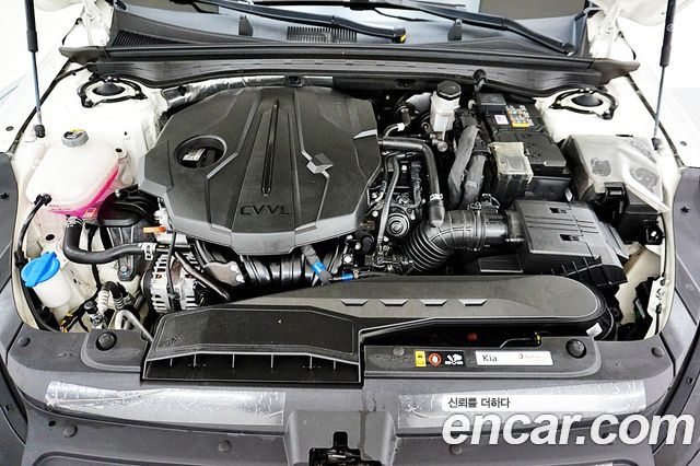 Kia K5 2024 — photo 8
