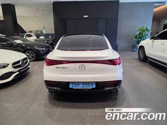 Mercedes-Benz EQE 2026 — photo 4