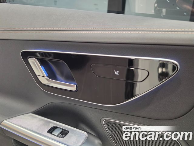 Mercedes-Benz EQE 2026 — photo 17