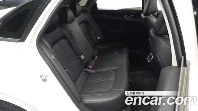 Kia K5 2024 — photo 18