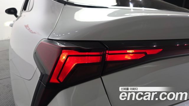 Kia K5 2024 — photo 9
