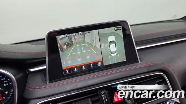 Genesis G70 2019 — photo 20