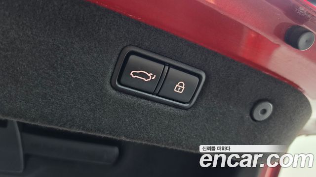Genesis G70 2019 — photo 22