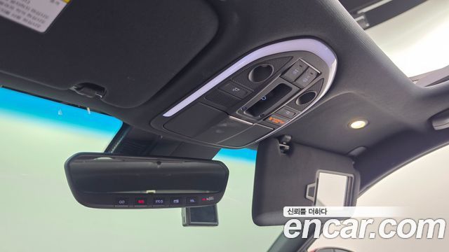 Genesis G70 2019 — photo 25