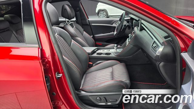 Genesis G70 2019 — photo 16