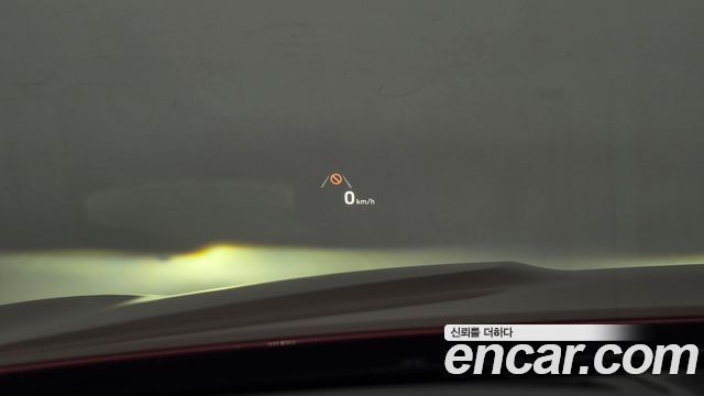 Genesis G70 2019 — photo 32