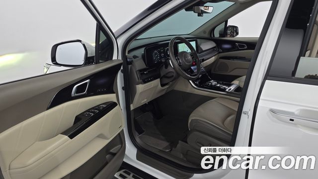 Kia Canival 2023 — photo 13