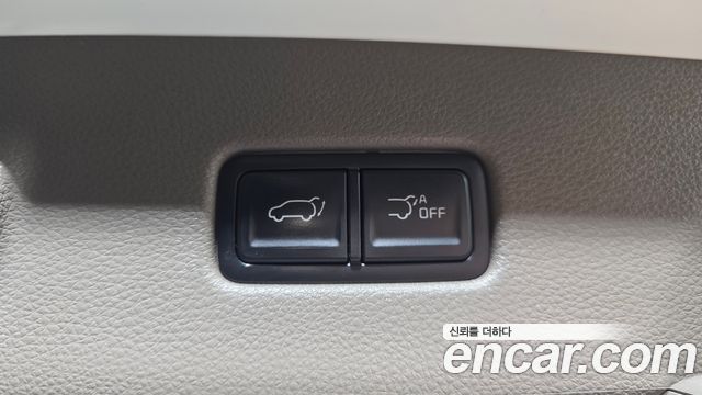 Kia Canival 2023 — photo 27