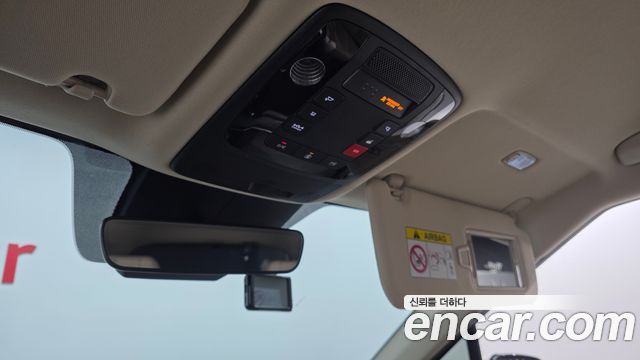 Kia Canival 2023 — photo 28