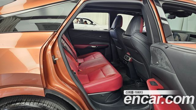 Lexus RX 2023 — photo 12