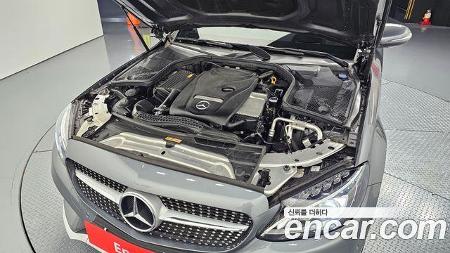 Mercedes-Benz C-Class 2018 — photo 6
