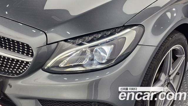 Mercedes-Benz C-Class 2018 — photo 8