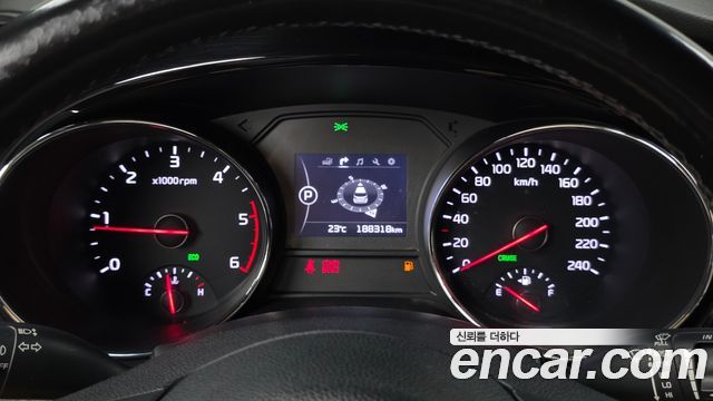 Kia Canival 2018 — photo 8