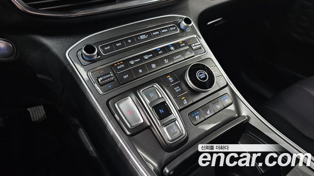 Hyundai Santafe 2021 — photo 12