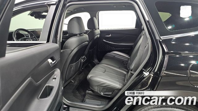Hyundai Santafe 2021 — photo 17