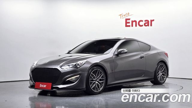 Hyundai Genesis 2012 — photo 1